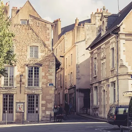 La Maison De La Liberte Jules Verne Apartment Poitiers